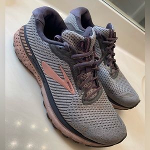 💗💖 Women’s BROOKS ADRENALINE GTS 20 METALLIC PACK 2.0 / Rose Gold 💕💗
